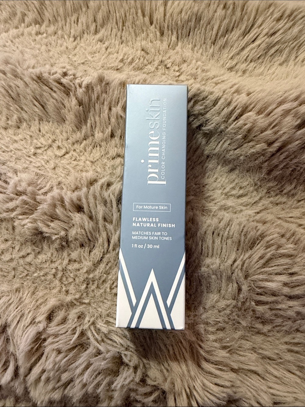 primeskin Color-Changing Foundation - Gray & White Packaging